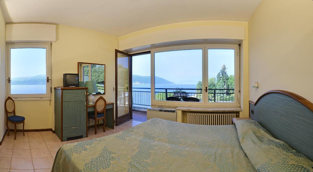 Hotel Europa Испра Экстерьер фото